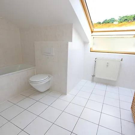 Haus Holstein Whg. 17 Mit Suedbalkon 3* Sellin (Rugen)