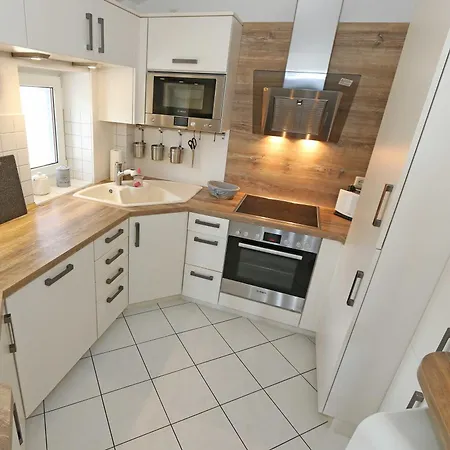 Haus Holstein Whg. 17 Mit Suedbalkon Sellin (Rugen)
